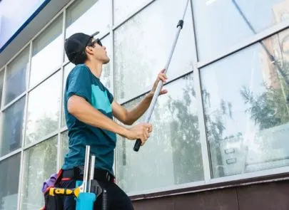 Glas- und Fensterreinigung für den besten Durchblick